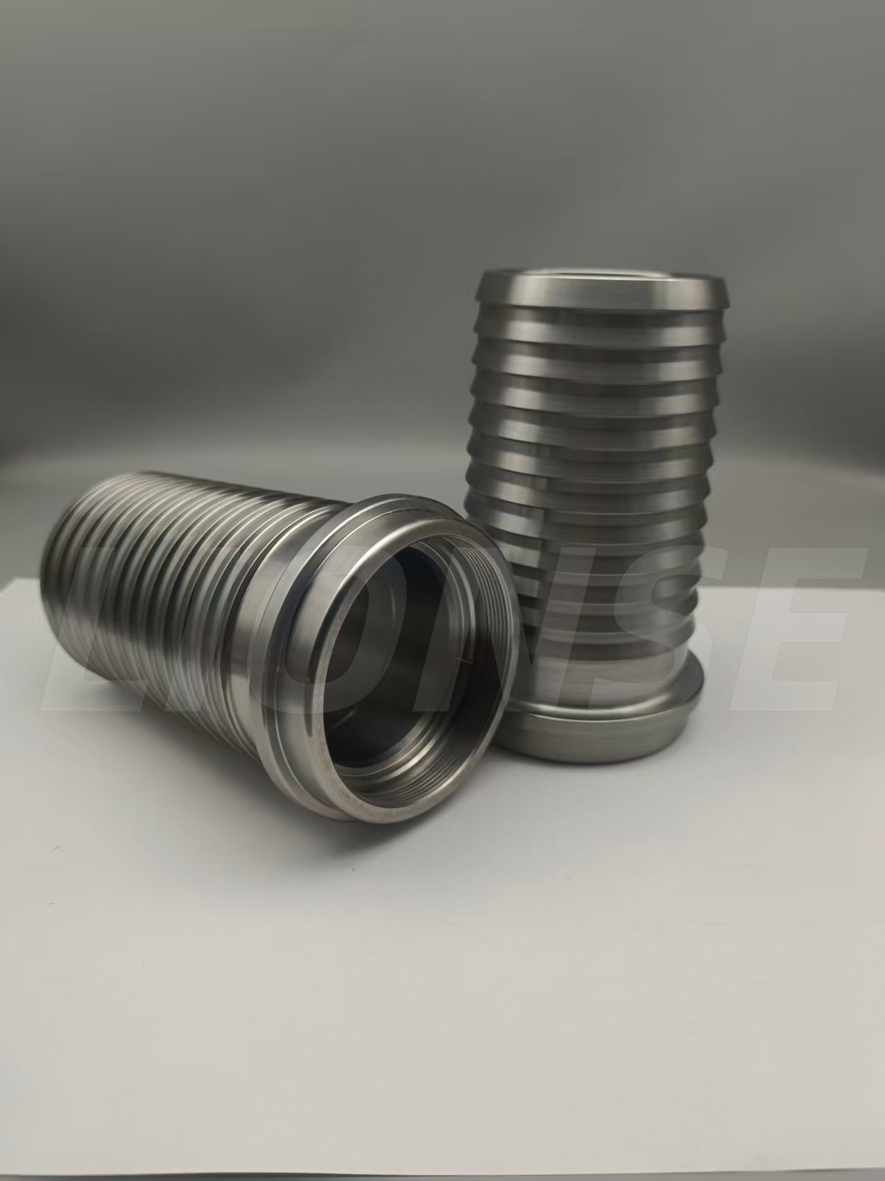 CNC মেশিনিং এবং স্টেইনলেস স্টীল অংশ বাঁক