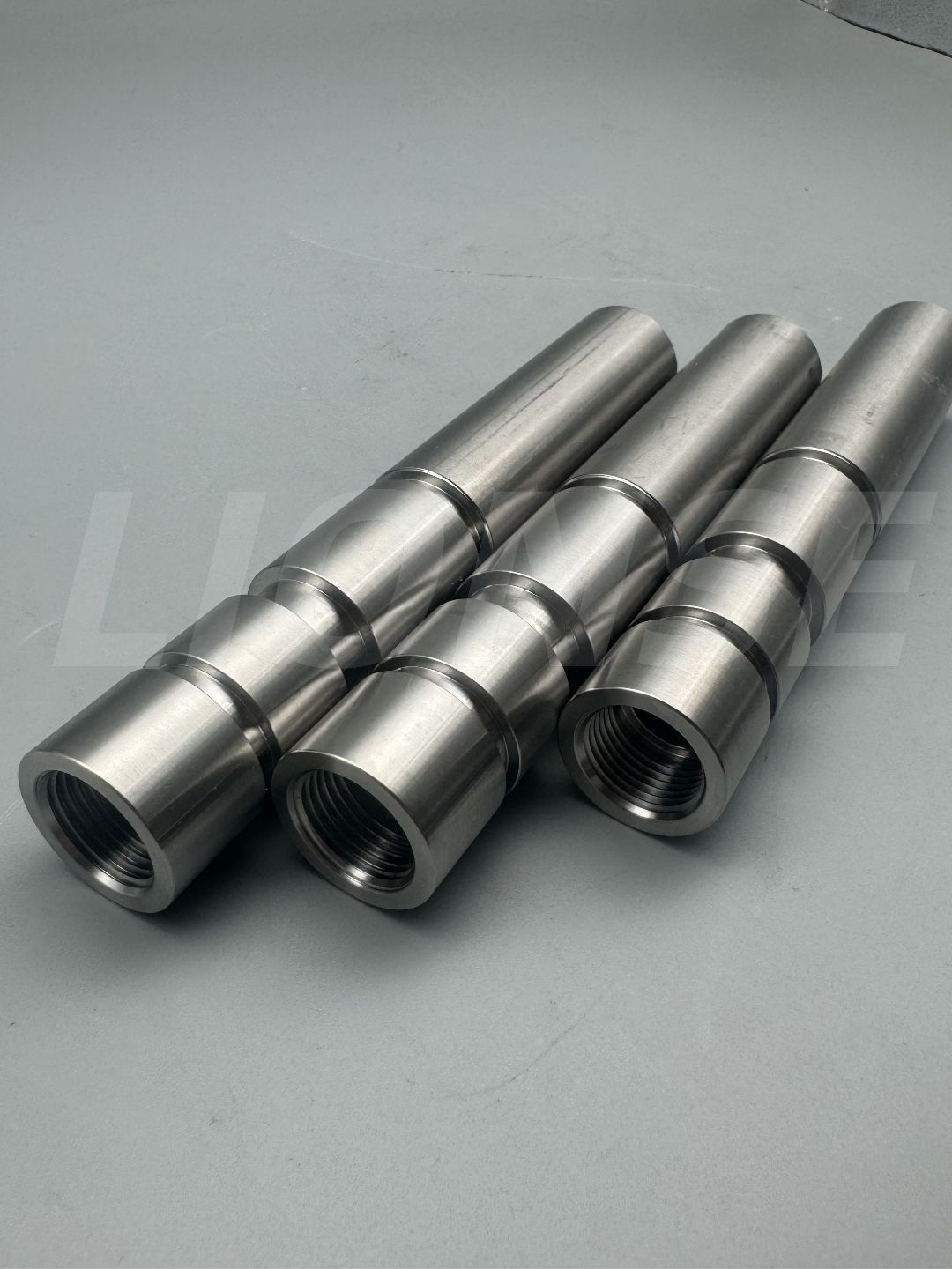 এনসি টার্নিং সহ টাইটানিয়াম গ্রেড 5 শ্যাফ্ট